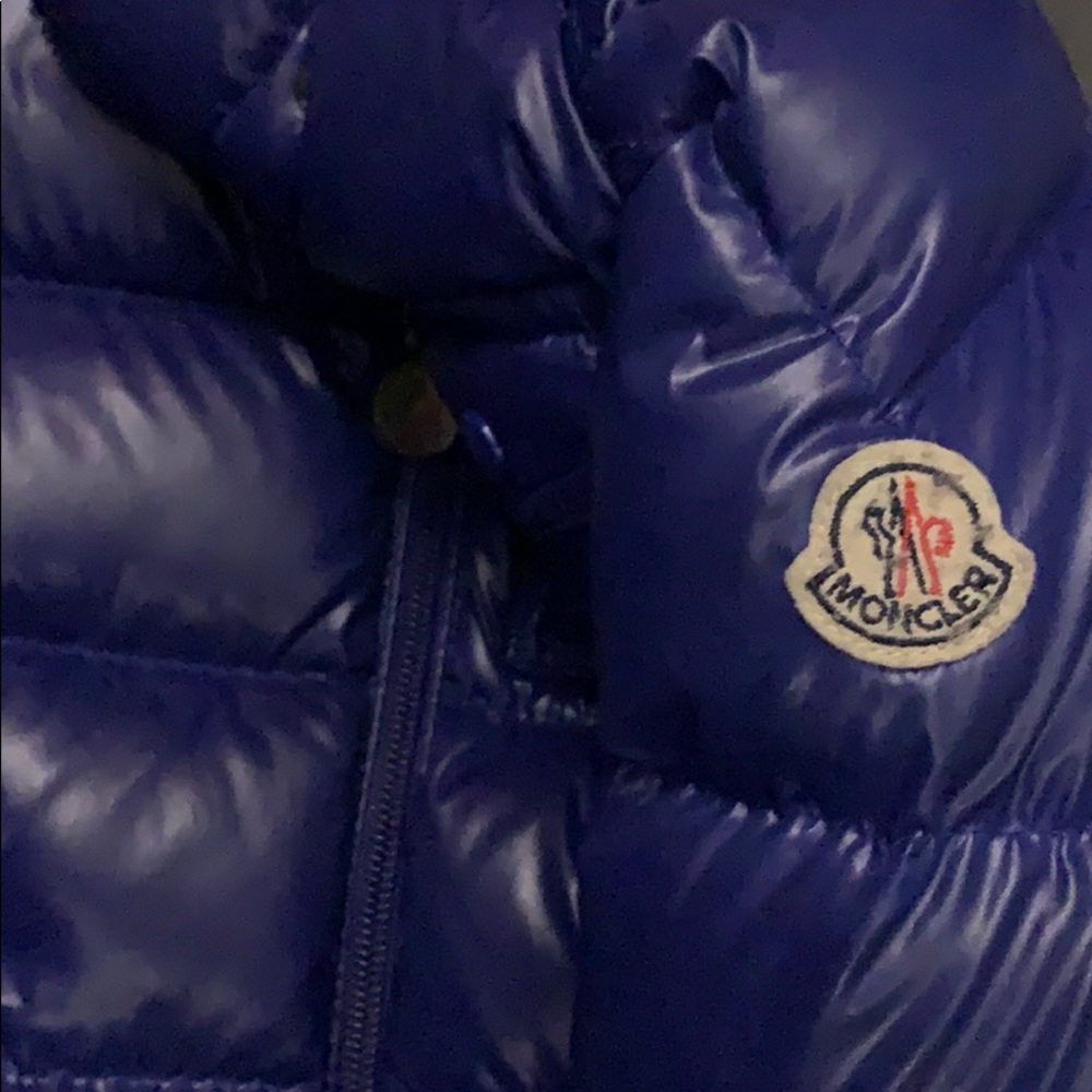 Moncler - Picture 2 of 4